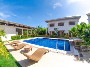 Red Picnic Hostel Panglao